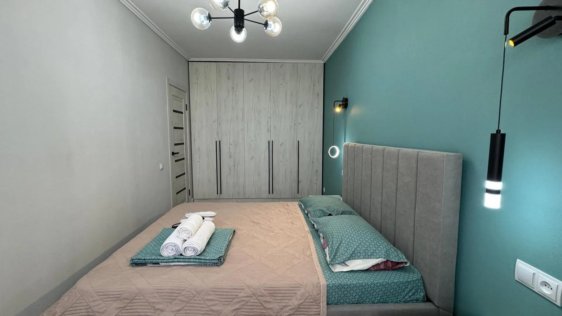 West Side Apartment Nur-Sultan  Nur-Sultan (Astana)
