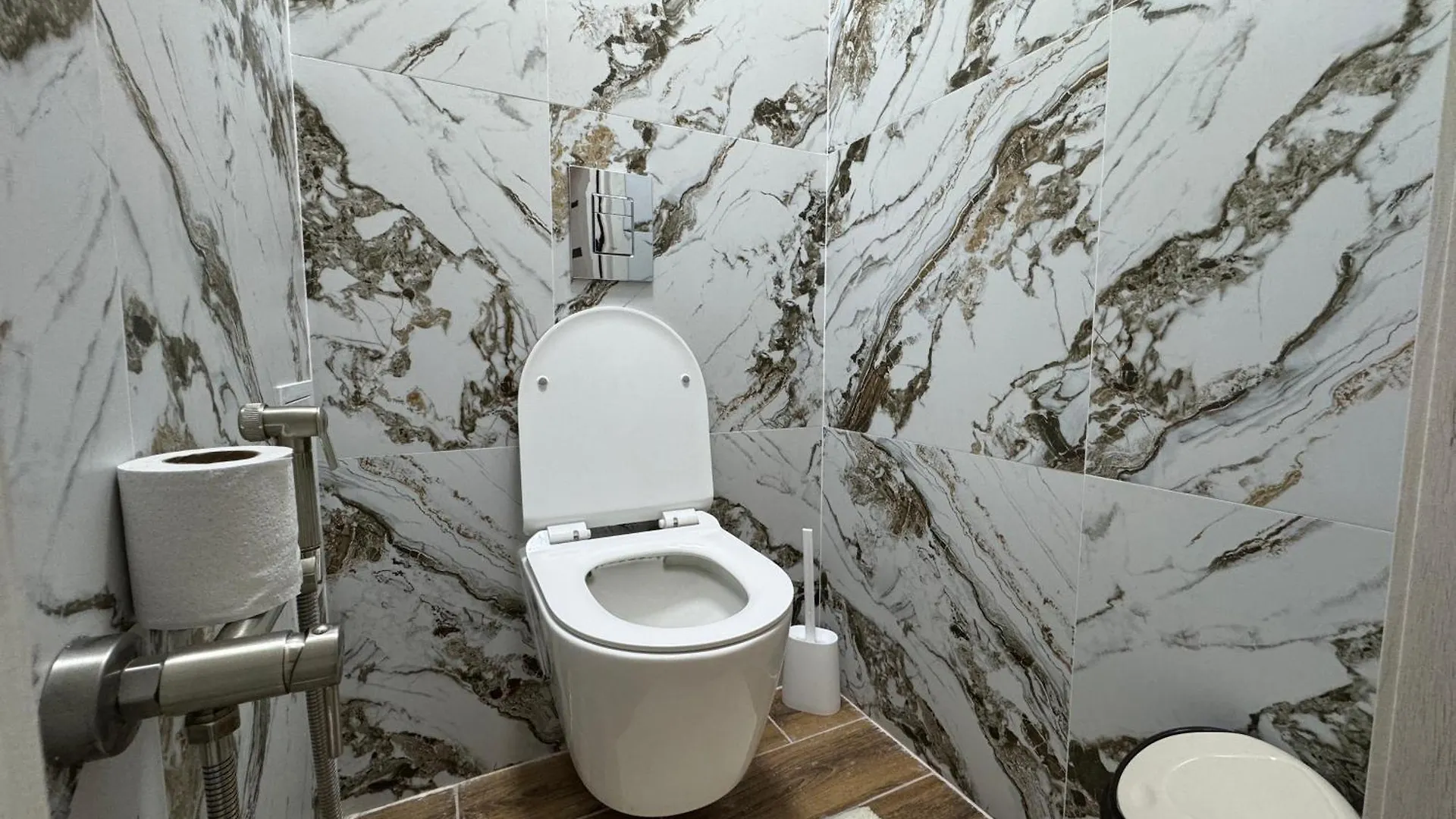 West Side Apartment Nur-Sultan  Kazakhstan